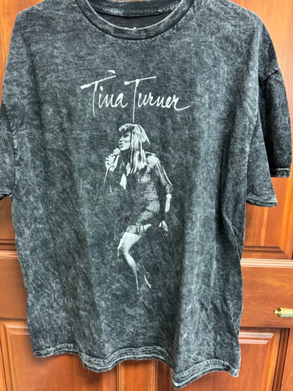 New! Tina Turner T-Shirt, Size M